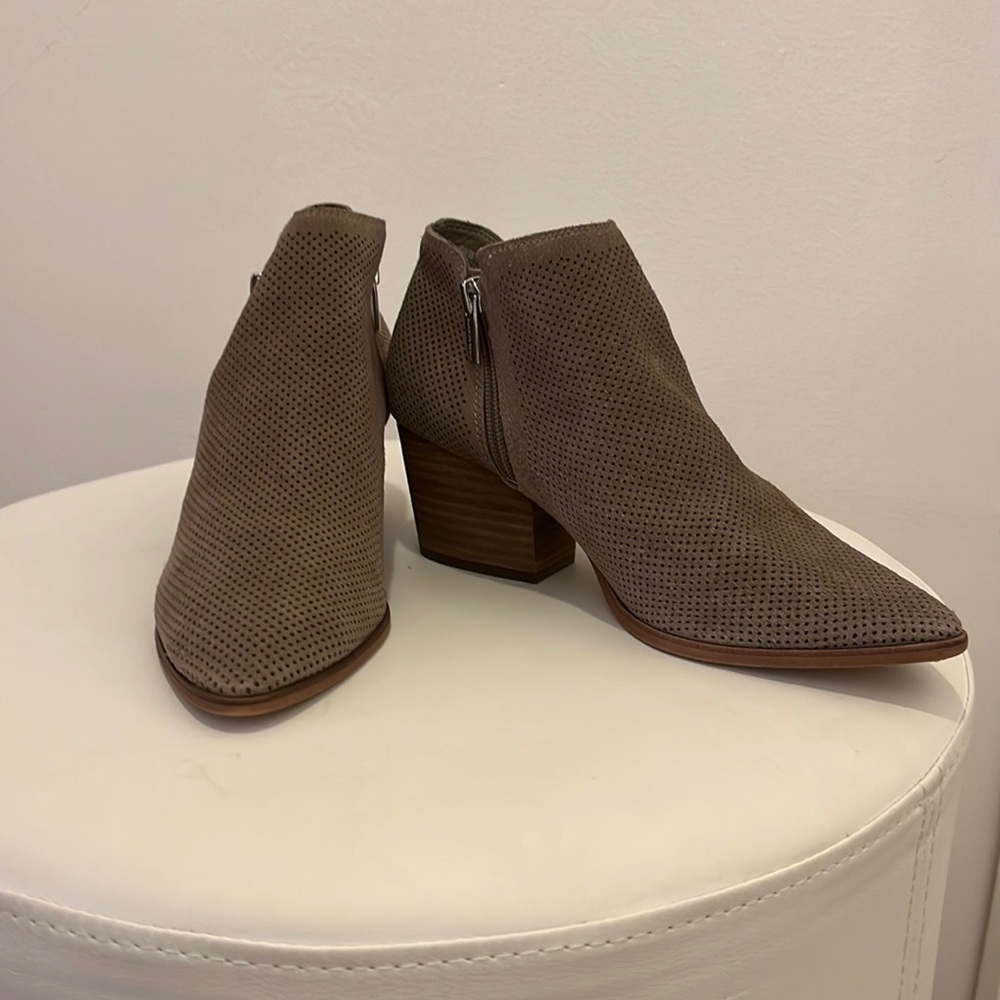 Vince Camuto bootie